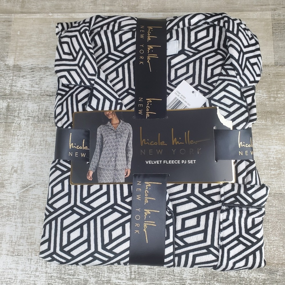 Nicole Miller Womens Sz 2XL Velvet Fleece PJ Set Pajamas Black White